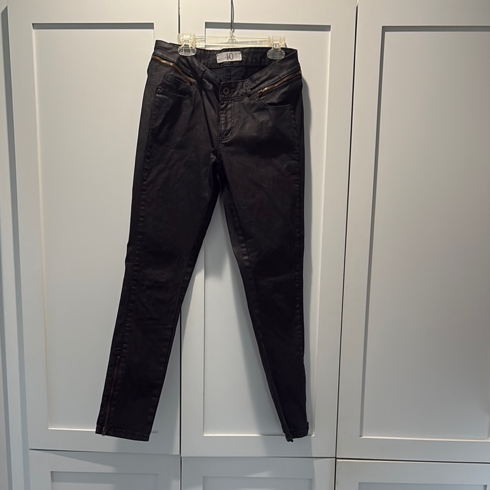 Women's Black Jeans